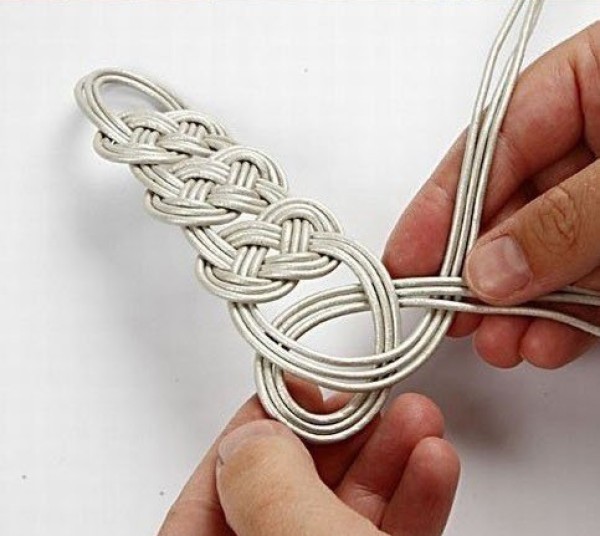 Bracelet weaving fashion multi-rope combination bracelet weaving tutorial picture illustration