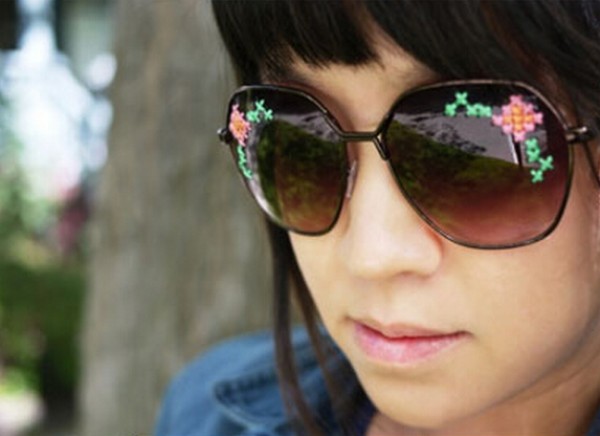 How to make creative and fresh cross-stitch sunglasses