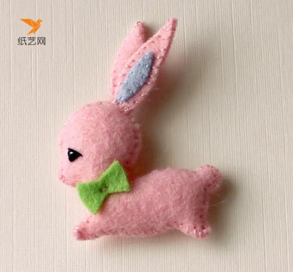 Tutorial on how to make cute non-woven bunny hairpins