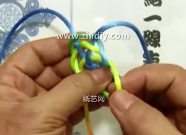 Chinese knot single line long button knot art