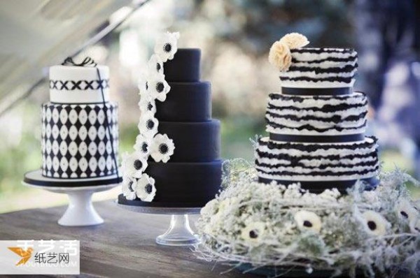 Happy wedding! Specially creative wedding cakes make your wedding a highlight