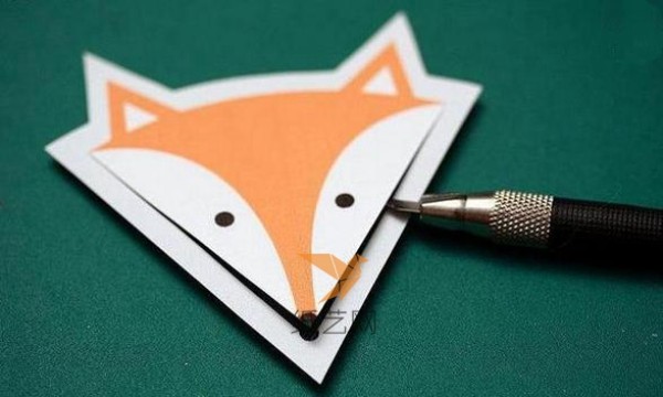 Three-minute tutorial on how to make a little fox bookmark