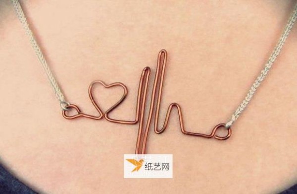 Use wire to create a heart-warming Valentines Day necklace