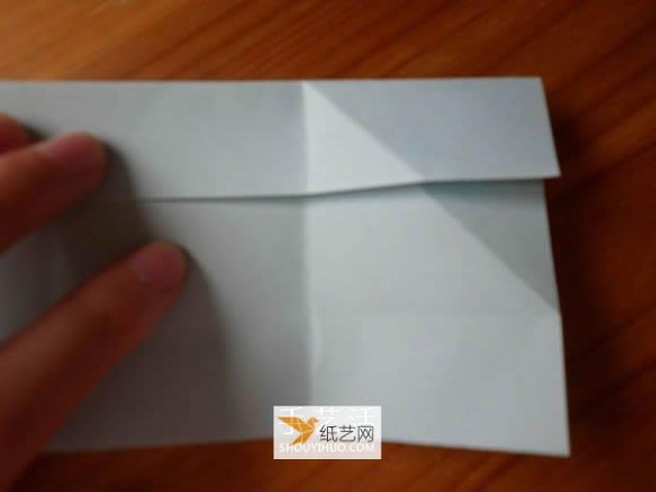 Use origami to make a love box with a lid for Valentine’s Day