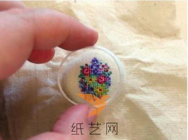 Beautiful cross stitch mobile phone chain making tutorial