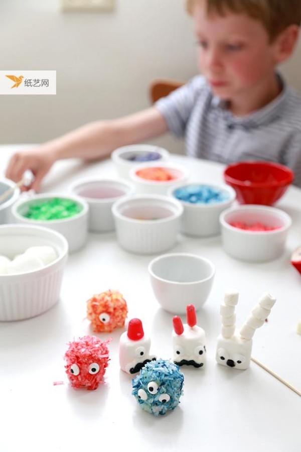 Make your own little monster marshmallows! Tutorial is coming!