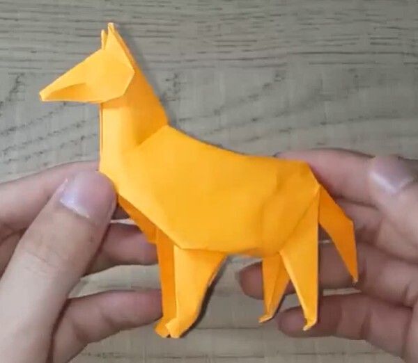 Origami Encyclopedia—Video Tutorial on How to Fold a Three-dimensional Origami Puppy