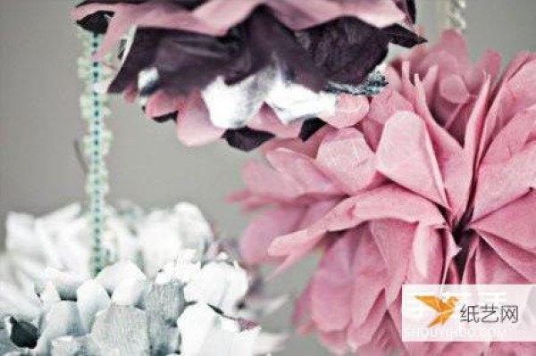 Detailed illustrated tutorial on how to make three-dimensional paper flowers