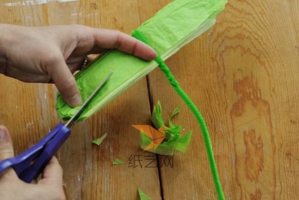 Use tissue paper to make exquisite decorative paper flowers [Tutorial]