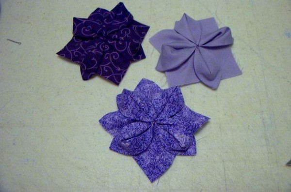 Origami style fabric flower making tutorial