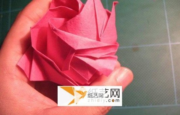 Detailed analysis of the folding method of GG roses