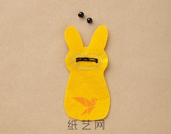 How to make a playful bunny doll