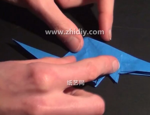 Simple origami tutorial for Origami Brontosaurus