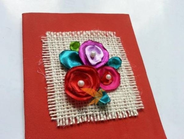 Tutorial on how to make a simple flower Mother’s Day greeting card