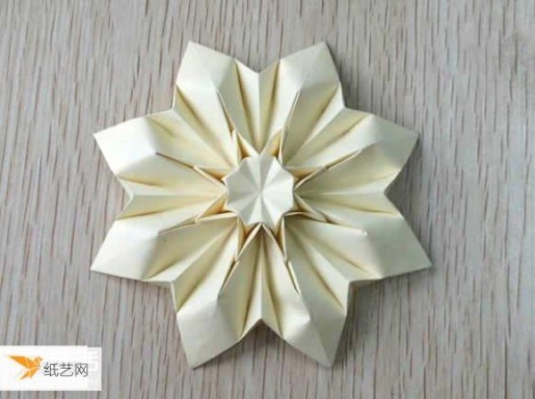 Illustrated tutorial on folding method of beautiful babaihua