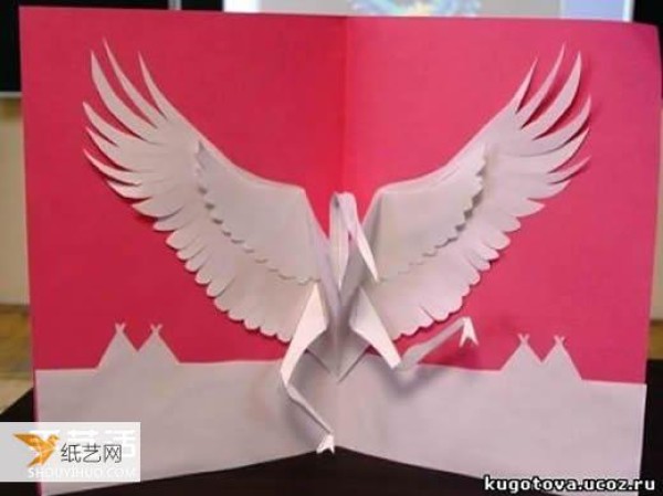 Illustrated tutorial on how to make your own three-dimensional paper crane greeting card