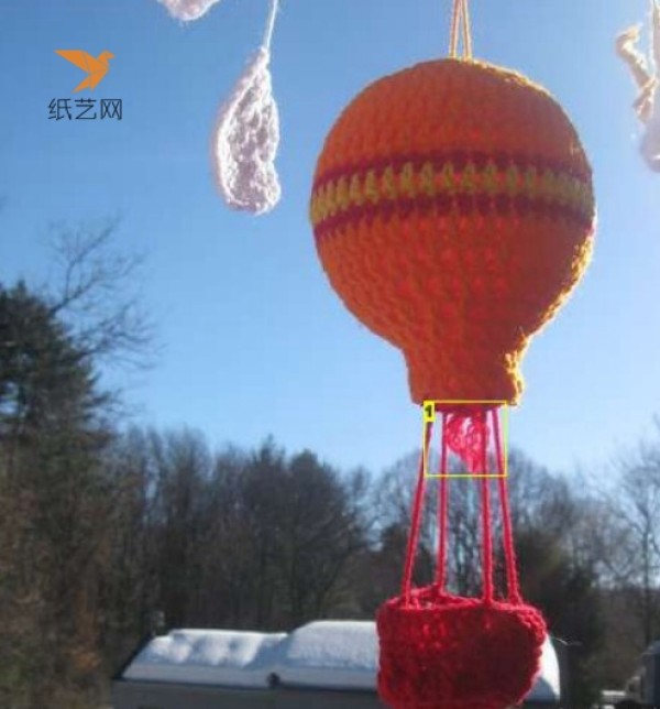 How to make a crochet hot air balloon decoration tutorial with illustrations