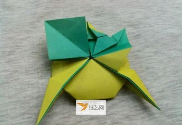 Detailed explanation of the steps of three-dimensional frog origami