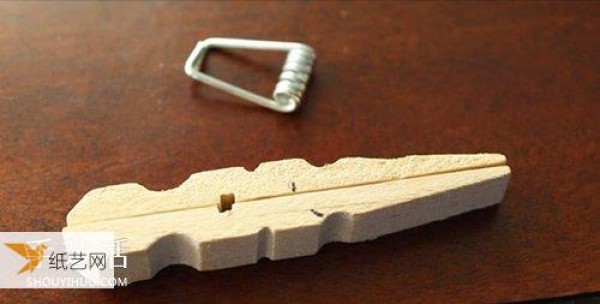 Use wooden clips to make your own personalized toy gun