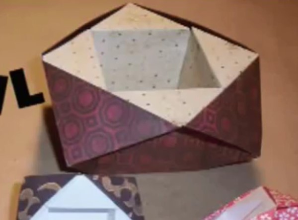 Origami video tutorial for geometric origami box