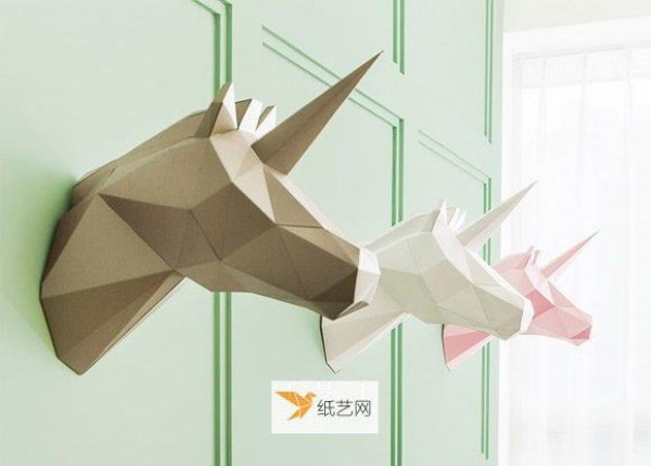 Home art decorations made from origami