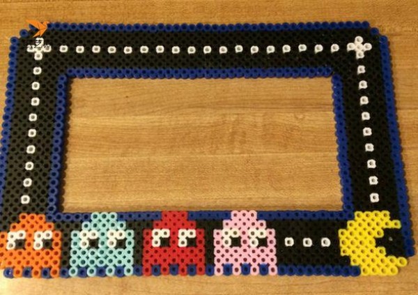 Tutorial on how to make a Pac-Man photo frame