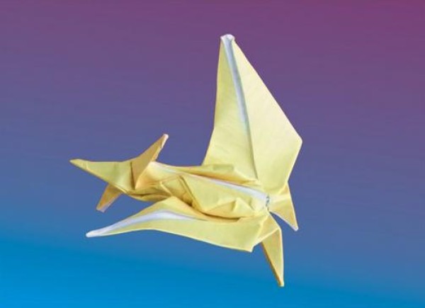 Detailed tutorial on making origami pterodactyl from dinosaur origami