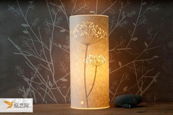 Tutorial on making a beautiful and personalized handmade paper lamp engraved with flower and bird patterns