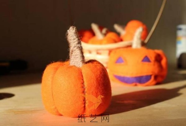 Halloween handmade non-woven small pumpkin doll making tutorial