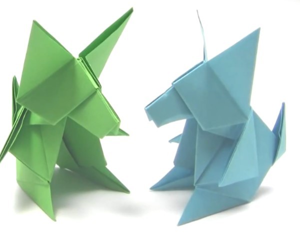 Origami video tutorial for handmade origami wolf