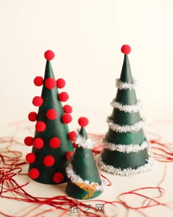 Simple handmade Christmas tree tutorial