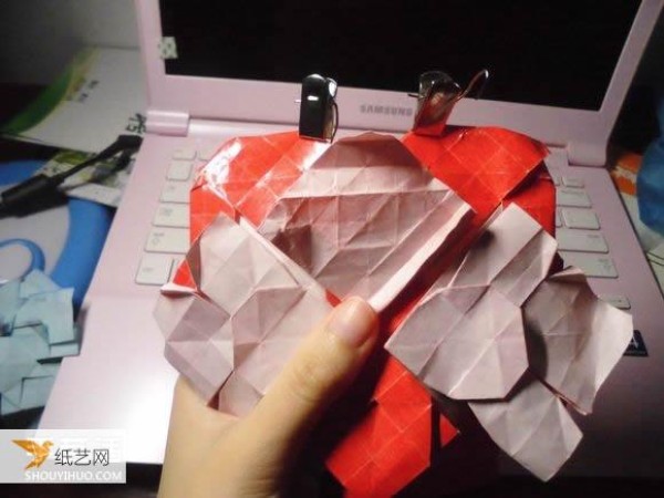 Super complicated kissing fish heart origami illustration process