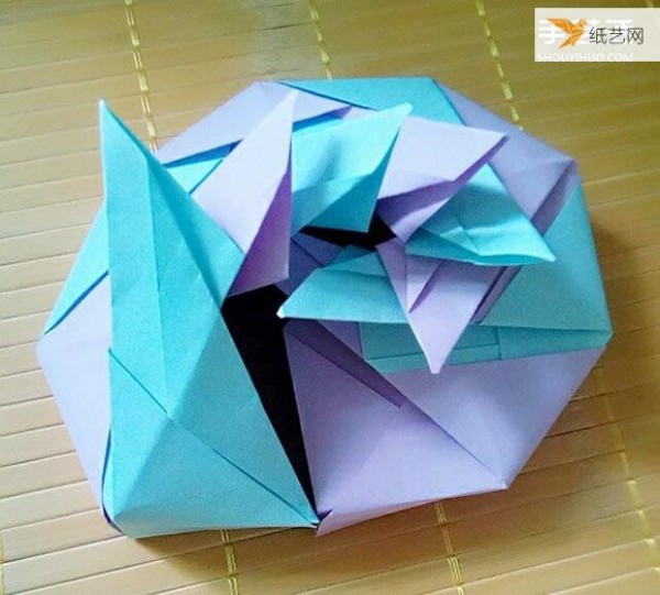 Illustration of the specific folding method of the exquisite-looking octagonal Chinese Valentines Day gift box carton