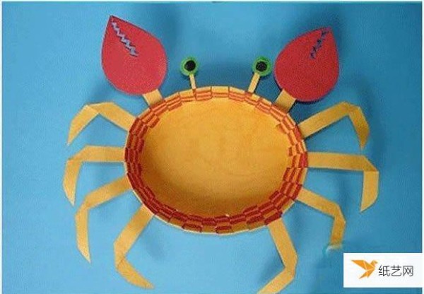 Picture tutorial for children to make simple and cute little crabs by hand