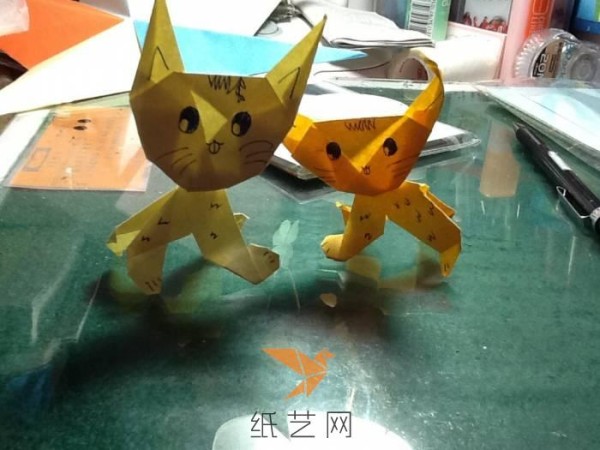 Tutorial on how to make cute Christmas kittens~