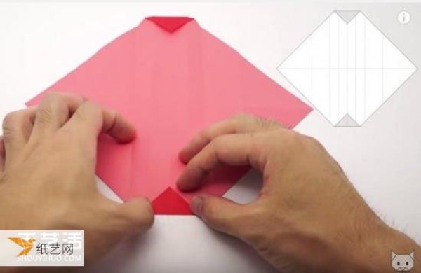 Illustration of how to fold a love letter on heart-shaped stationery with a loving heart