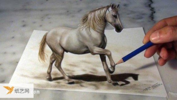 Stefan Pabst successfully transcends the limitations of paper to produce realistic 3D paintings