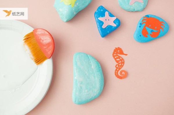 5 interesting and cute stone painting tutorials are waiting for you to choose!