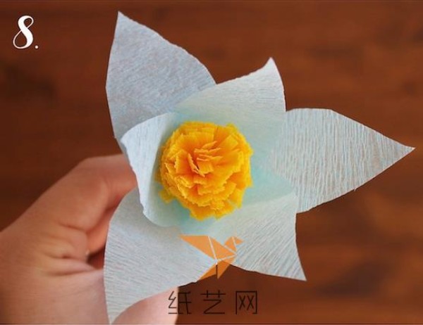 Tutorial on how to make paper flower decorations with a spring atmosphere