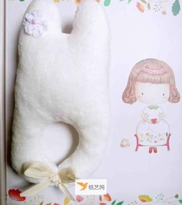 How to make a fabric bunny hand bell