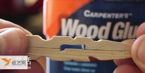 Use wooden clips to make your own personalized toy gun