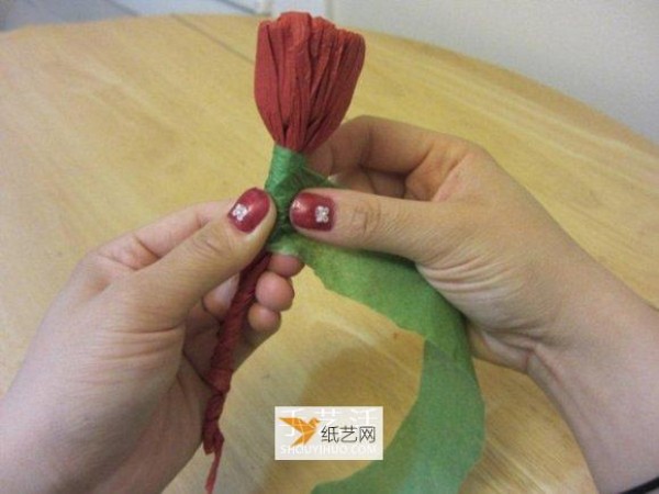 How to fold carnation gifts for Mothers Day