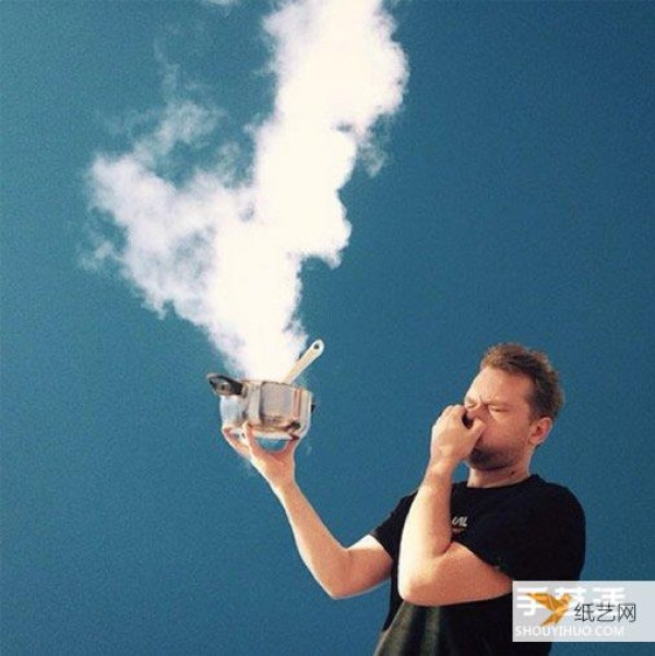 A simple and interesting optical illusion photography teaches you how to play with clouds