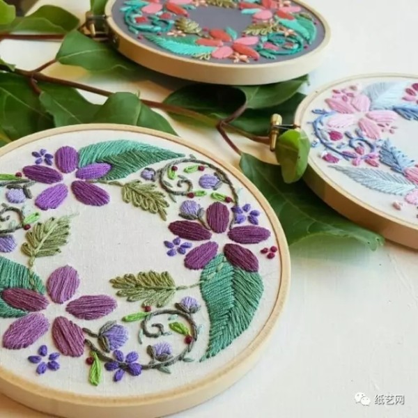 A few small stitches of embroidery can be beautiful! There are so many embroidery plans and drawings waiting for you to choose!