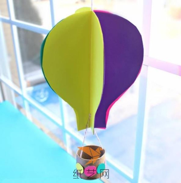 Beautiful colorful paper hot air balloon making tutorial