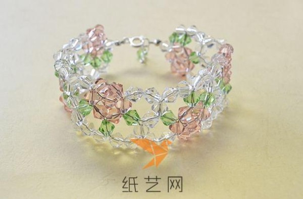 Crystal Clear Beaded Flower Bracelet Making Tutorial