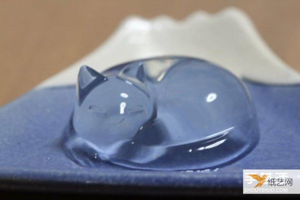 Shuixinxuan cake transformed into a cat, the crystal clear figure is popular again