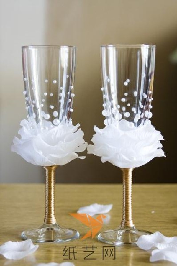 Incredibly beautiful wedding champagne flute decoration tutorial