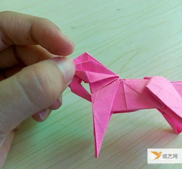 Super detailed 3D horse origami illustrations by Hideo Komatsu