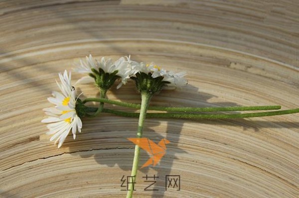 Exquisite garland weaving method, essential skills for spring outing